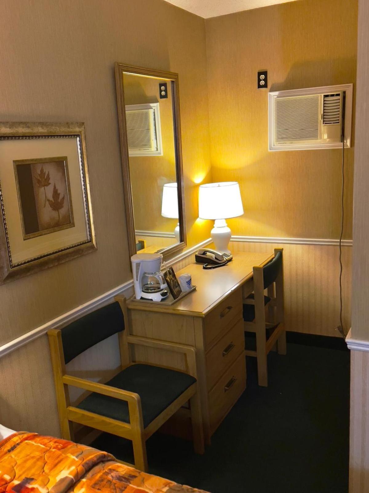 Adams Motel ซูเซนต์มารี ภายนอก รูปภาพ